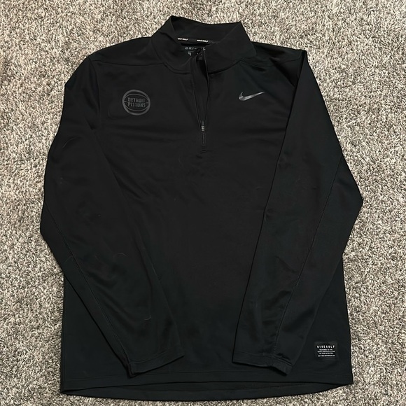 EUC Men’s Nike Golf Detroit Pistons 1/4 Zip Pullover, Size M